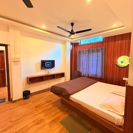 Dream Lodging Силчар Екстериор снимка
